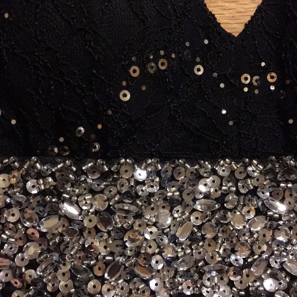 Prom Dress - Picture 4 of 6